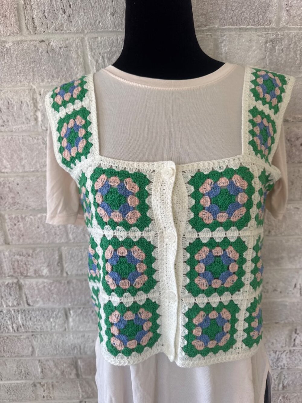 Idem Ditto Crochet Granny Square Crop Top NWT Small Button Front Boho Festival